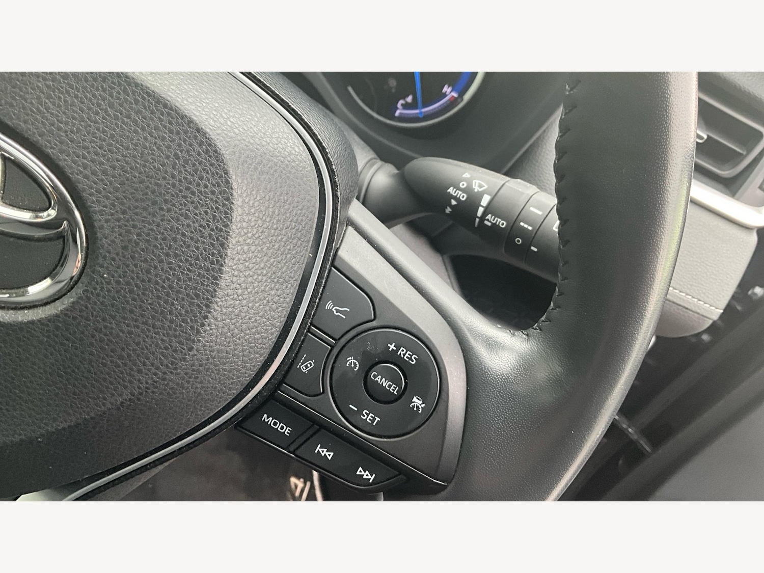 Used Toyota RAV4 2020 for sale - 76122759: Photo 25