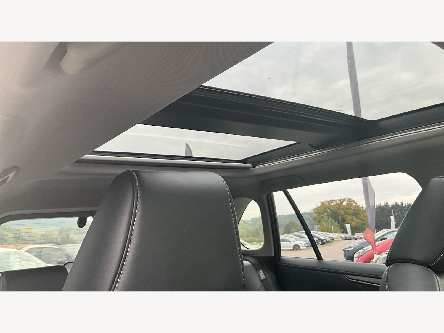Used Toyota RAV4 2020 for sale - 76122759: Photo 31