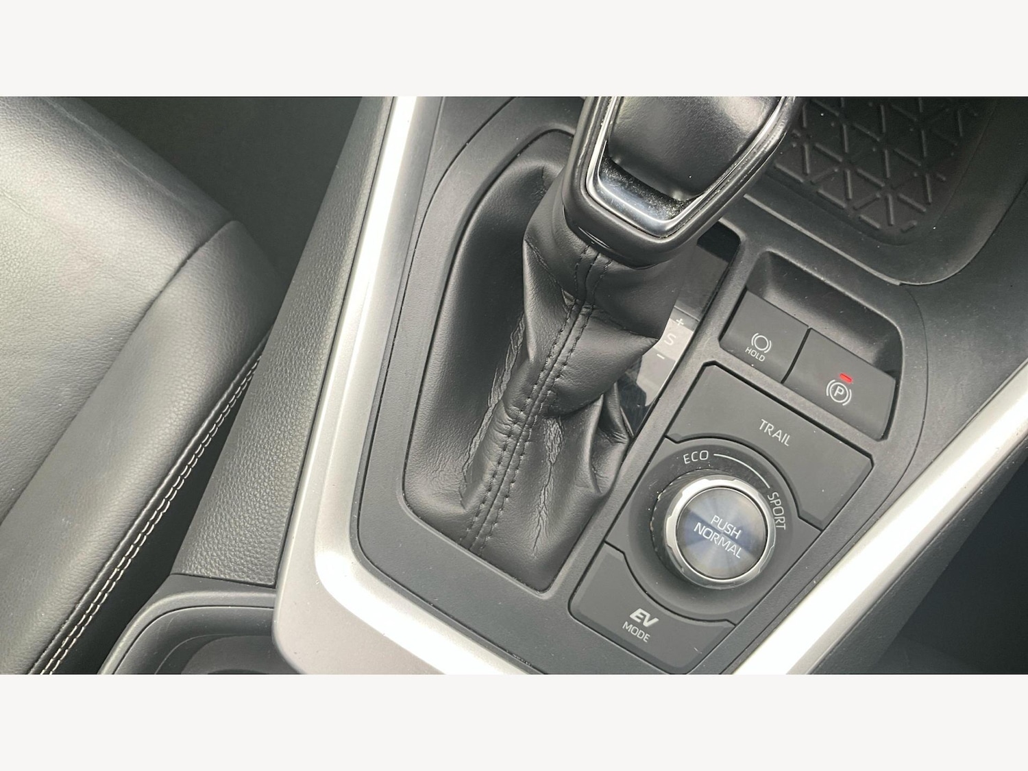 Used Toyota RAV4 2020 for sale - 76122759: Photo 43