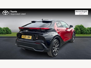 Used Toyota C-HR 2025 for sale - 79471725: Photo