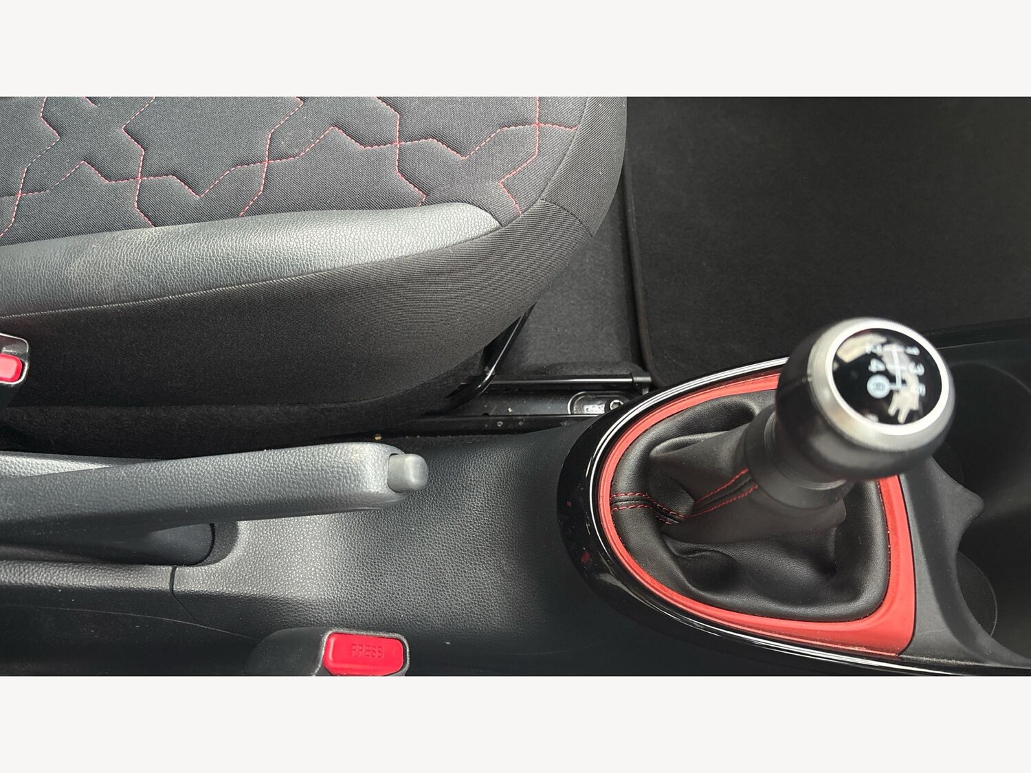 Used Toyota Aygo X for sale - 77723571: Photo 25