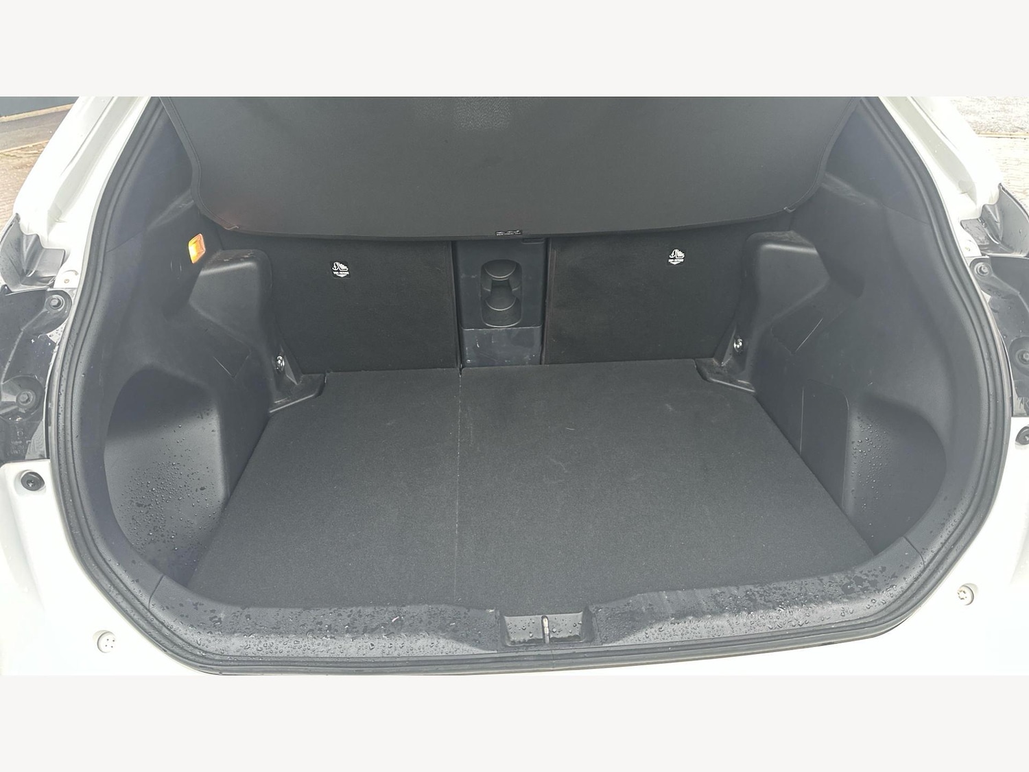 Used Toyota Yaris Cross 2024 for sale - 76166990: Photo 16