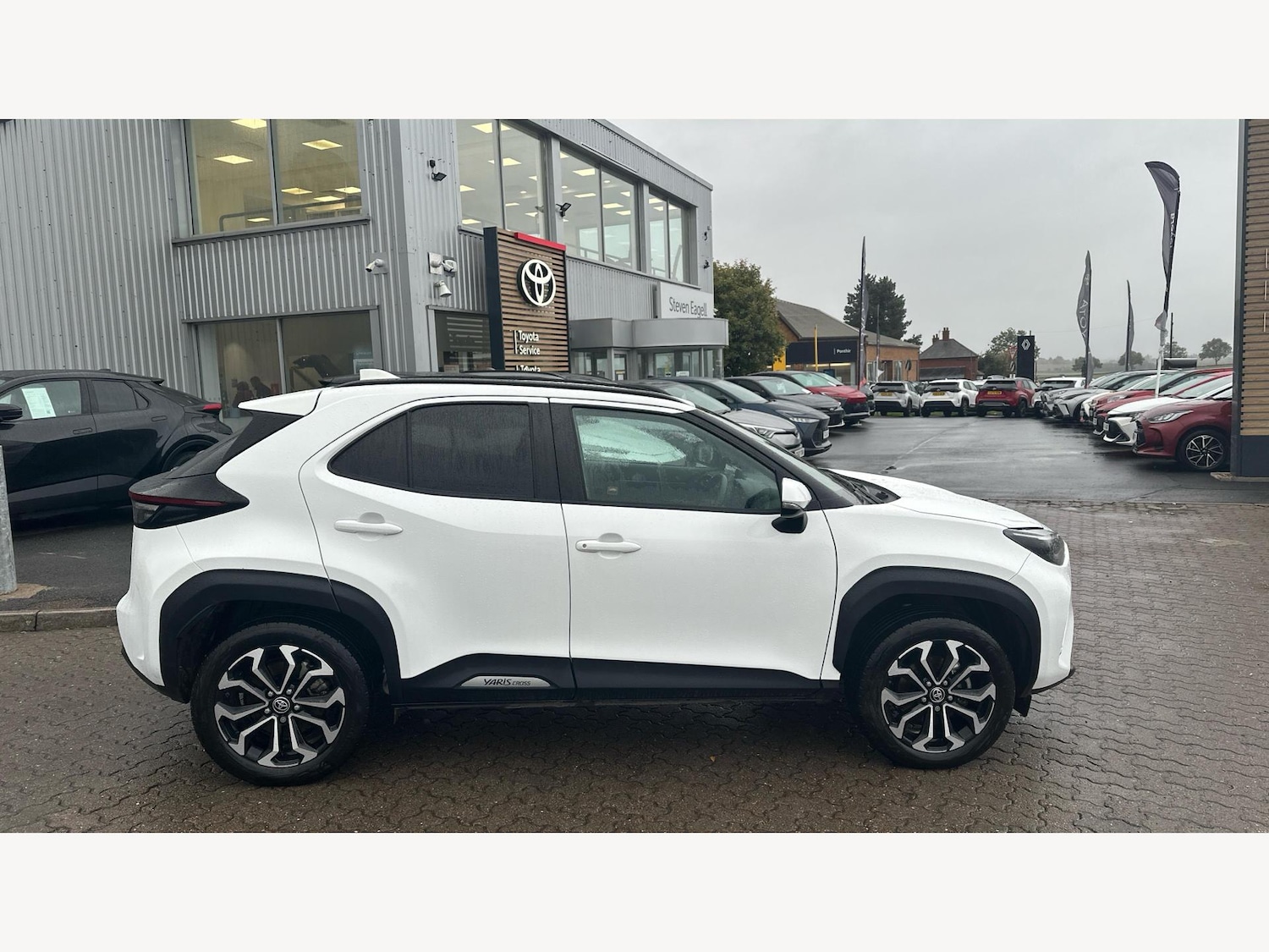 Used Toyota Yaris Cross 2024 for sale - 76166990: Photo 18