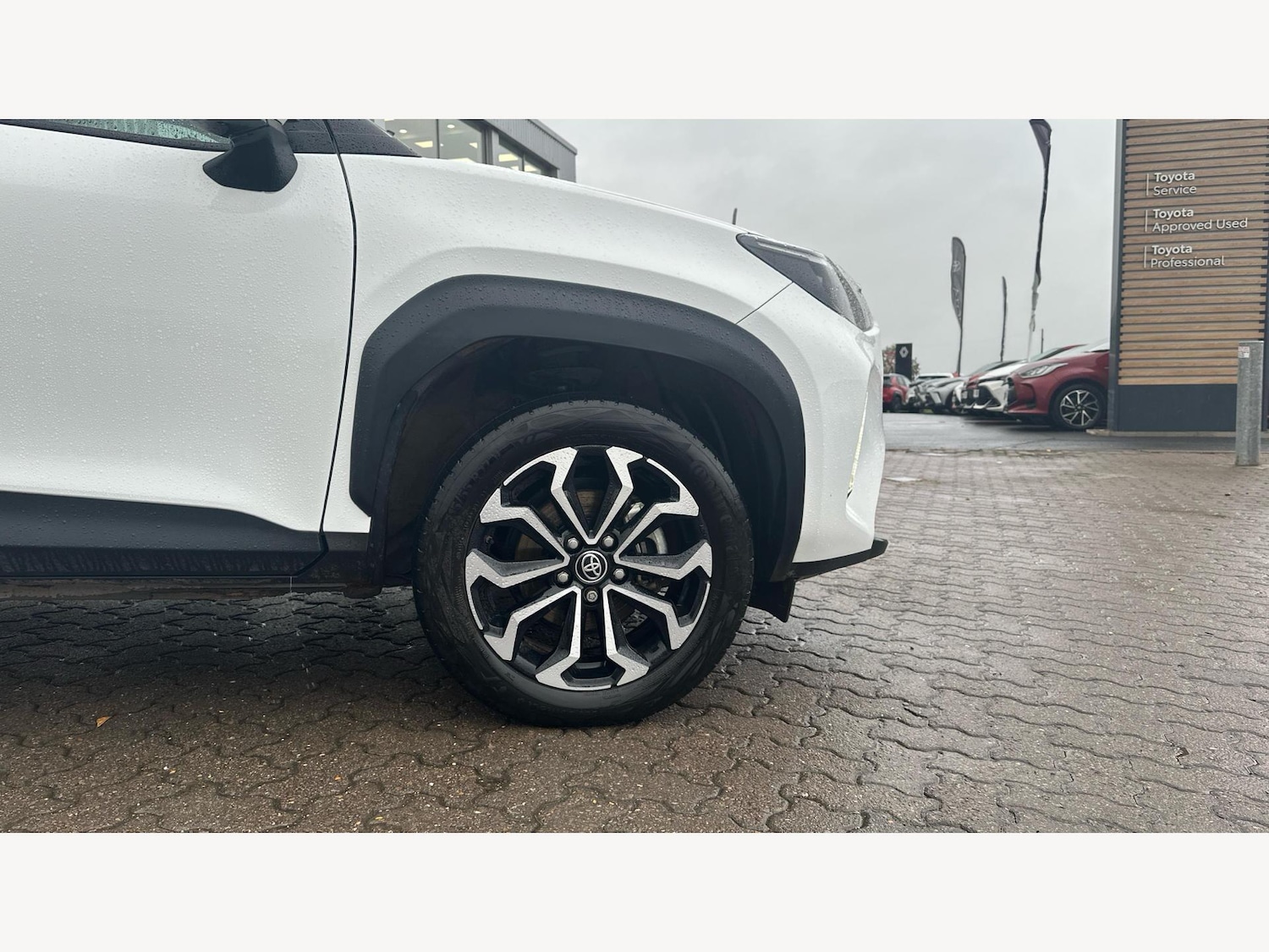 Used Toyota Yaris Cross 2024 for sale - 76166990: Photo 20