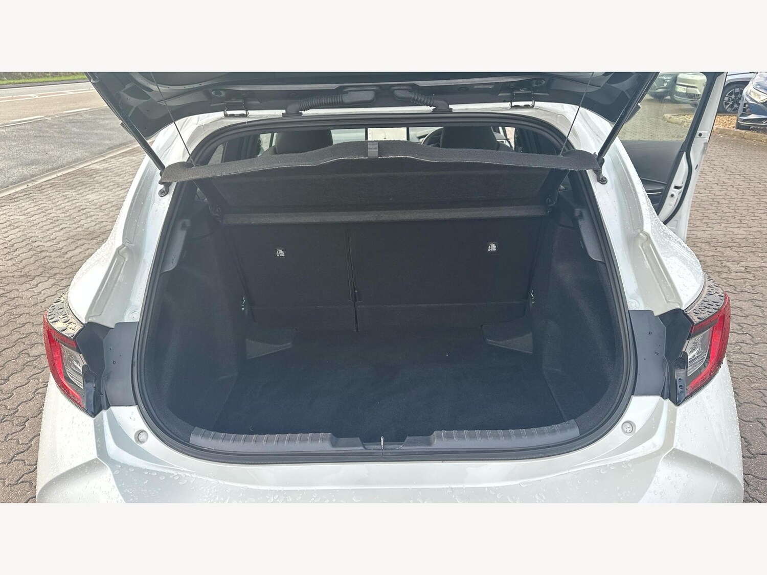 Used Toyota Corolla for sale - 77305576: Photo 16