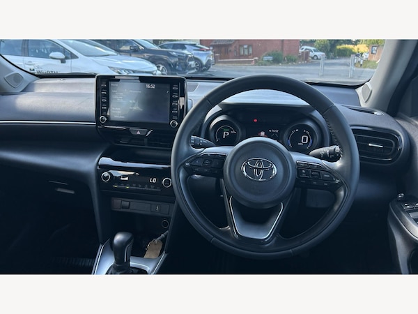 Used Toyota Yaris Cross 2022 for sale - 75377458: Photo 8