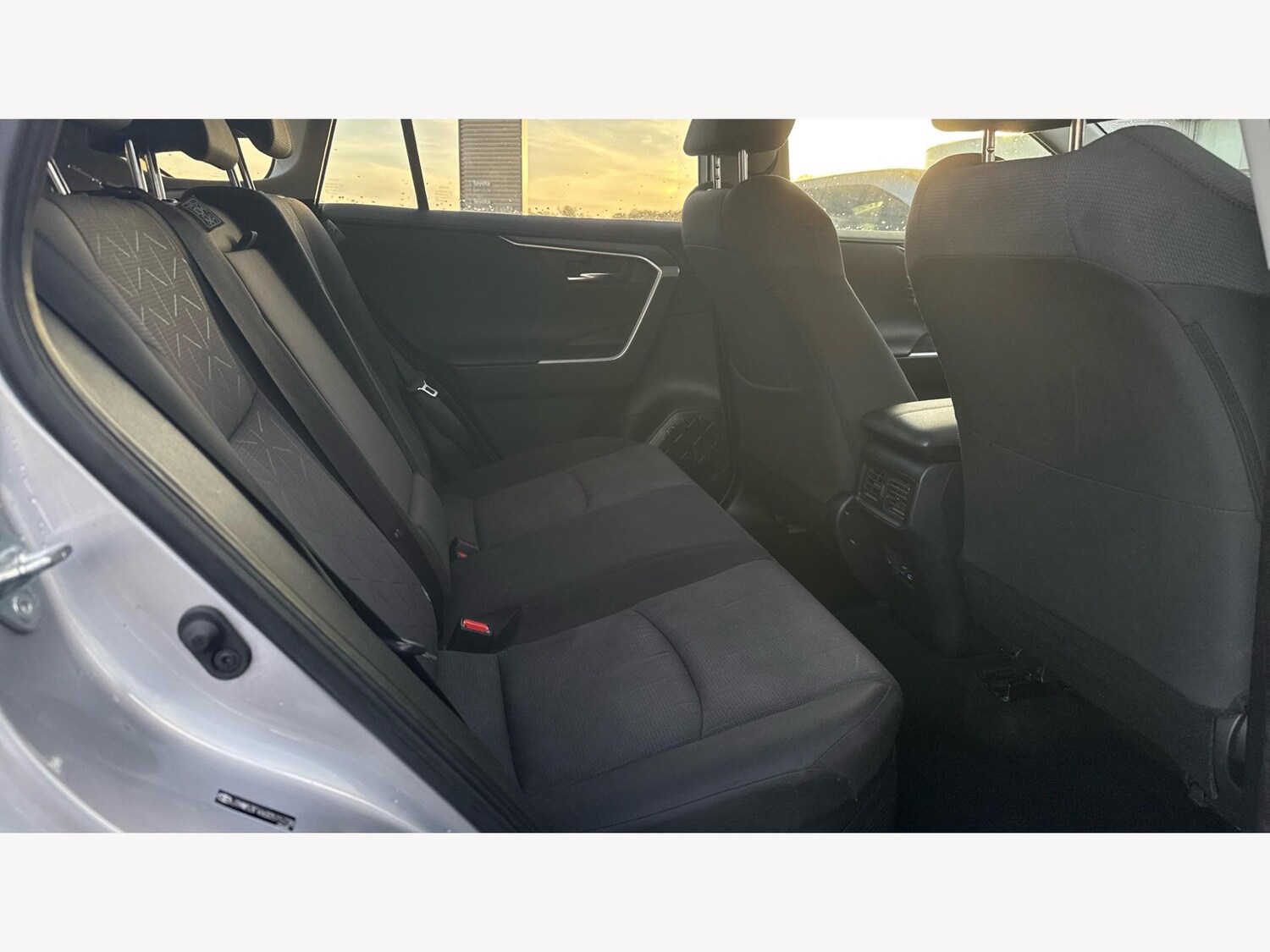 Used Toyota RAV4 2022 for sale - 76976715: Photo 14