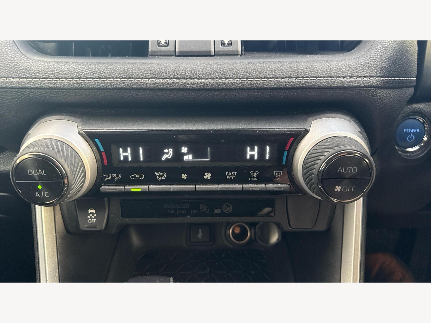 Used Toyota RAV4 2022 for sale - 76976715: Photo 29