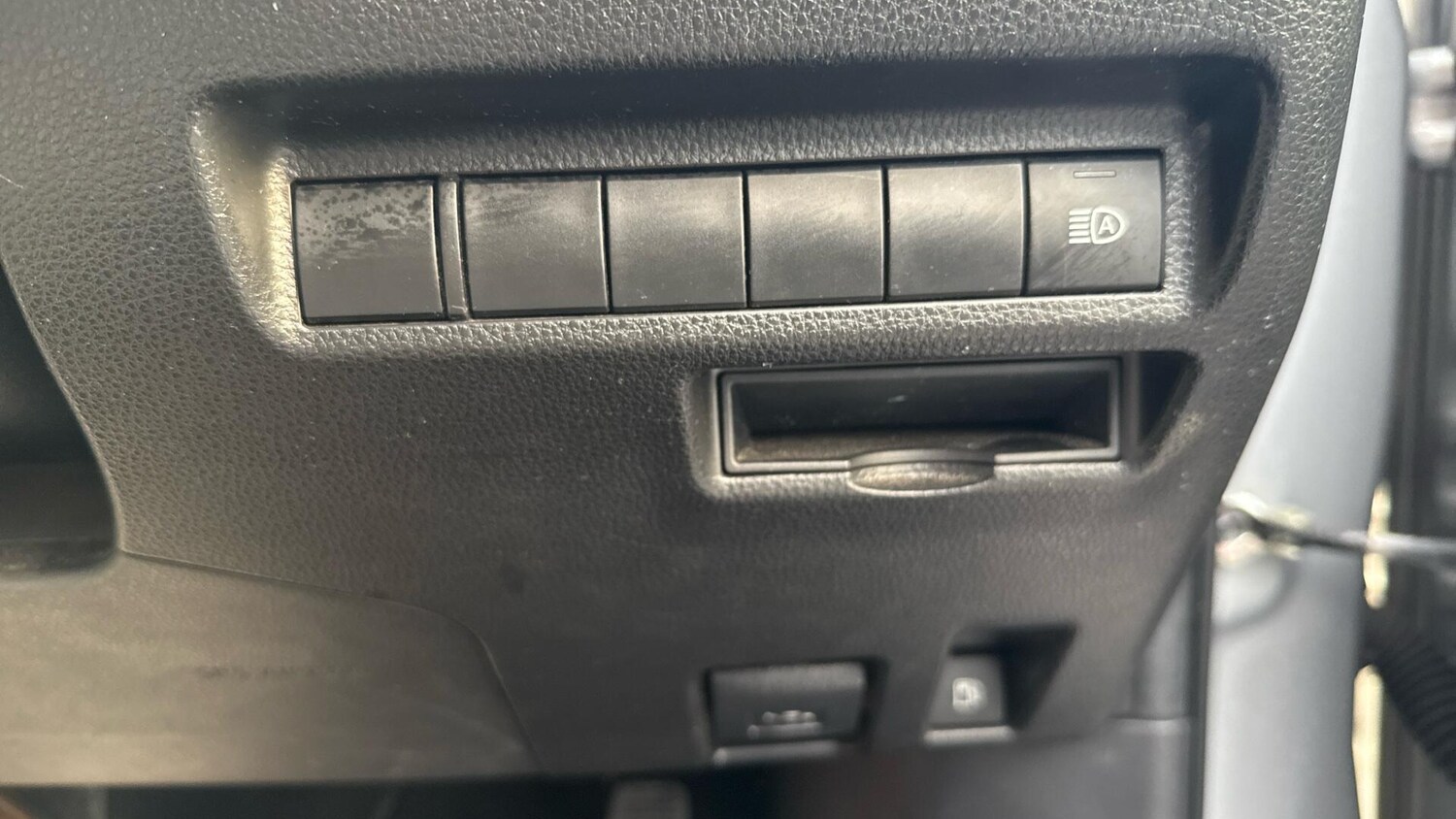 Used Toyota RAV4 2022 for sale - 76976715: Photo 35