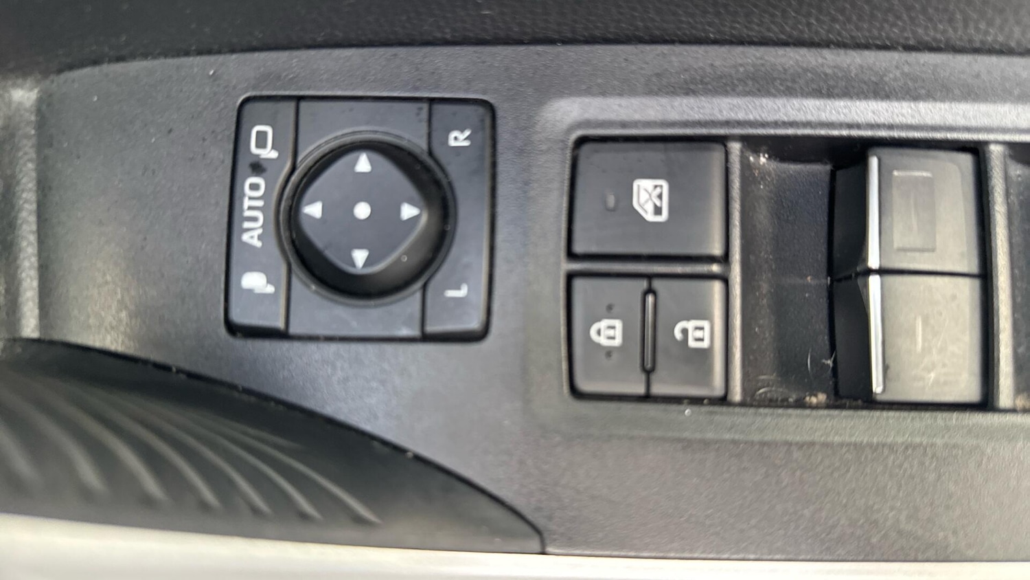 Used Toyota RAV4 2022 for sale - 76976715: Photo 36