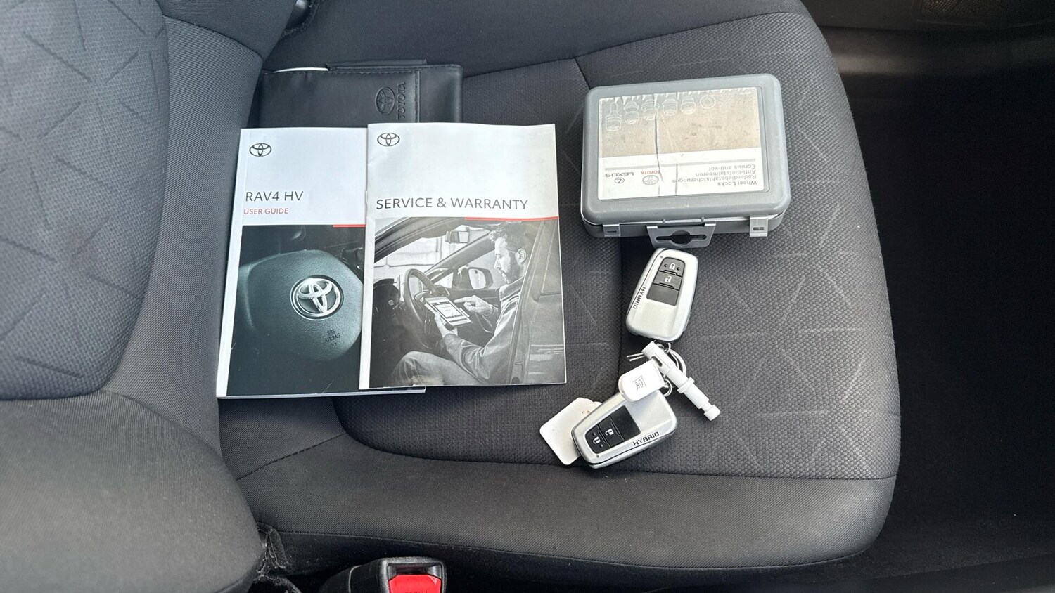 Used Toyota RAV4 2022 for sale - 76976715: Photo 39