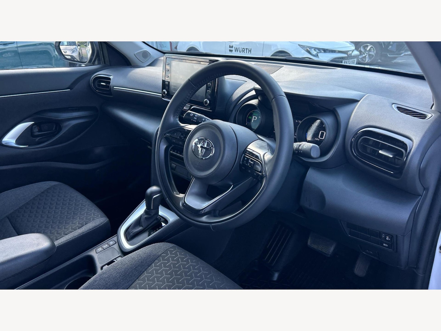 Used Toyota Yaris Cross for sale - 78101492: Photo 13