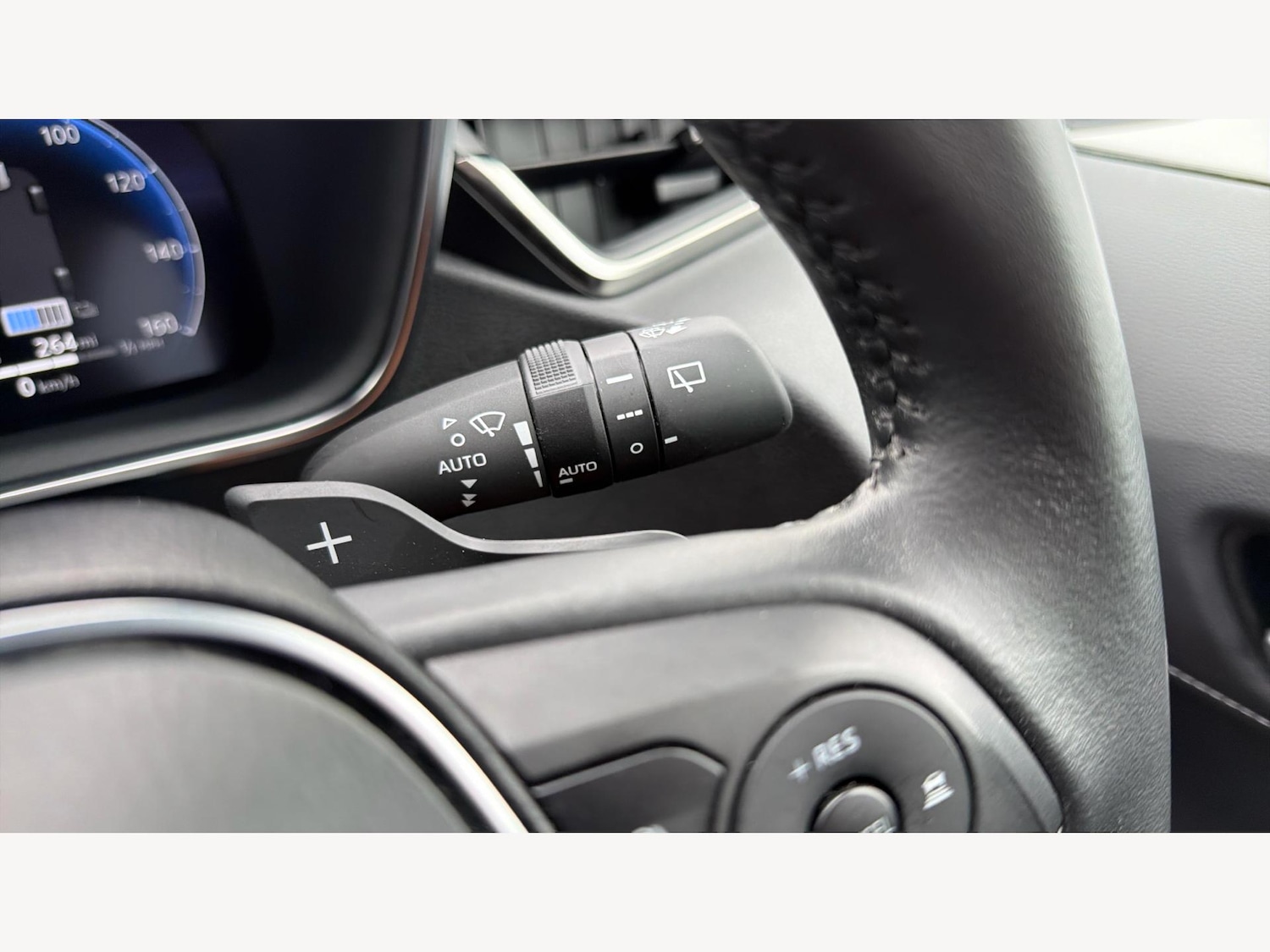 Used Toyota Corolla 2023 for sale - 76592845: Photo 32