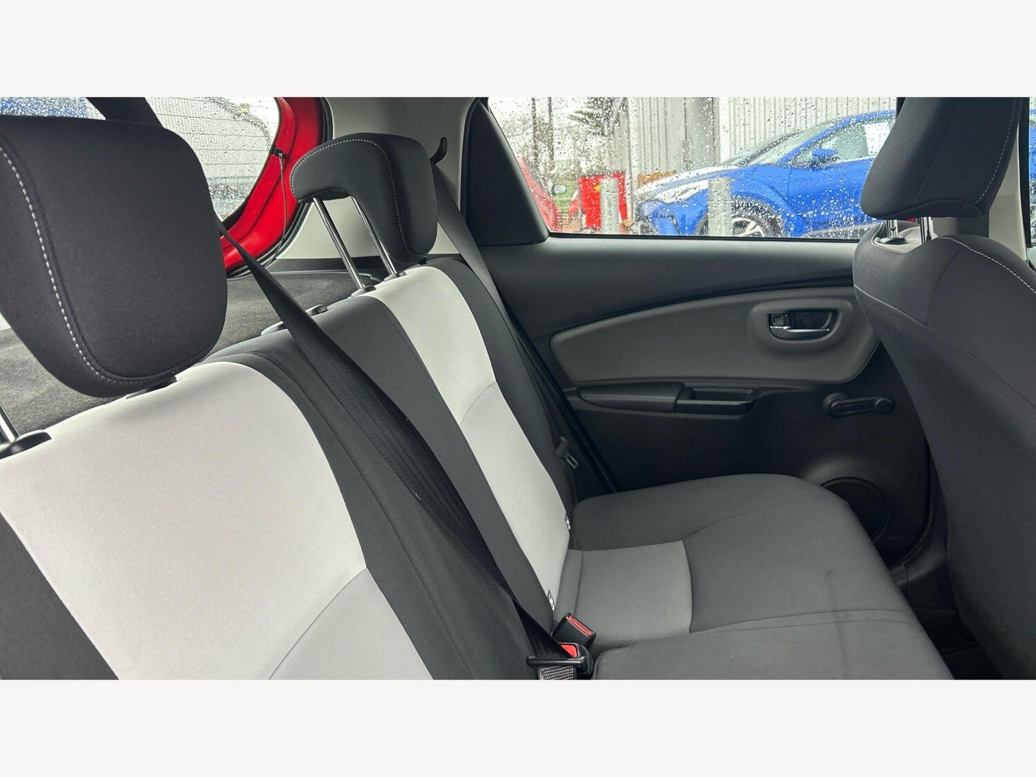 Used Toyota Yaris for sale - 78057628: Photo 14