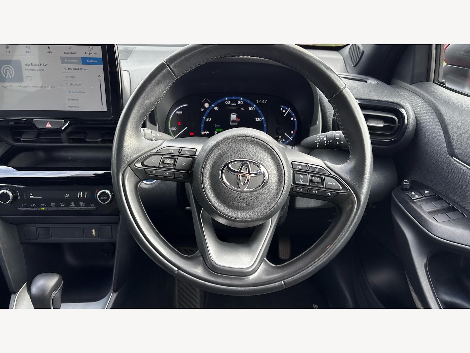 Used Toyota Yaris Cross 2022 for sale - 76059853: Photo 10