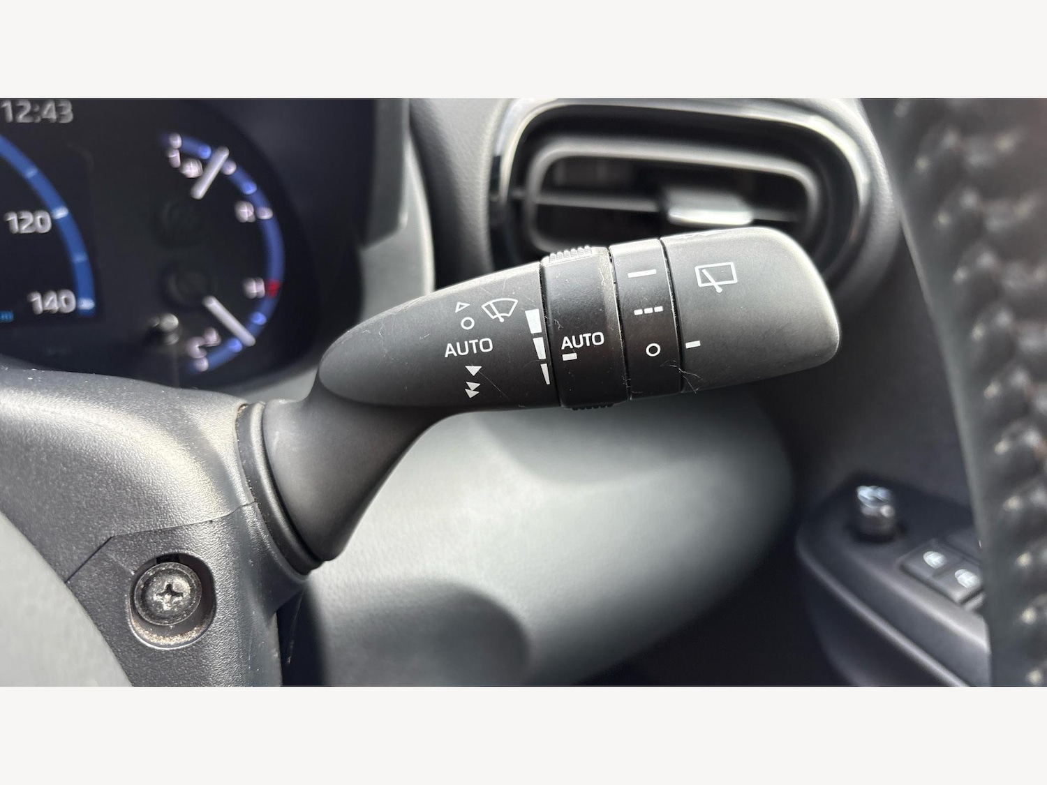 Used Toyota Yaris Cross 2022 for sale - 76059853: Photo 23