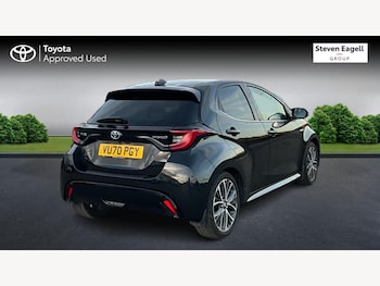 Used Toyota Yaris 2020 for sale - 76215187: Photo 2