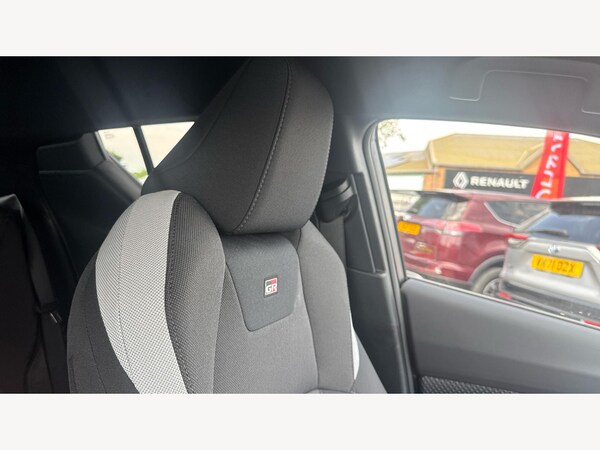 Used Toyota C-HR 2023 for sale - 74751239: Photo 26