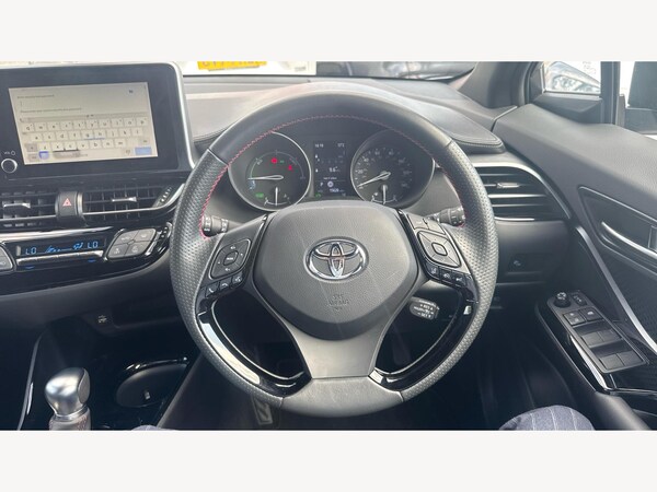 Used Toyota C-HR 2023 for sale - 74751239: Photo 8