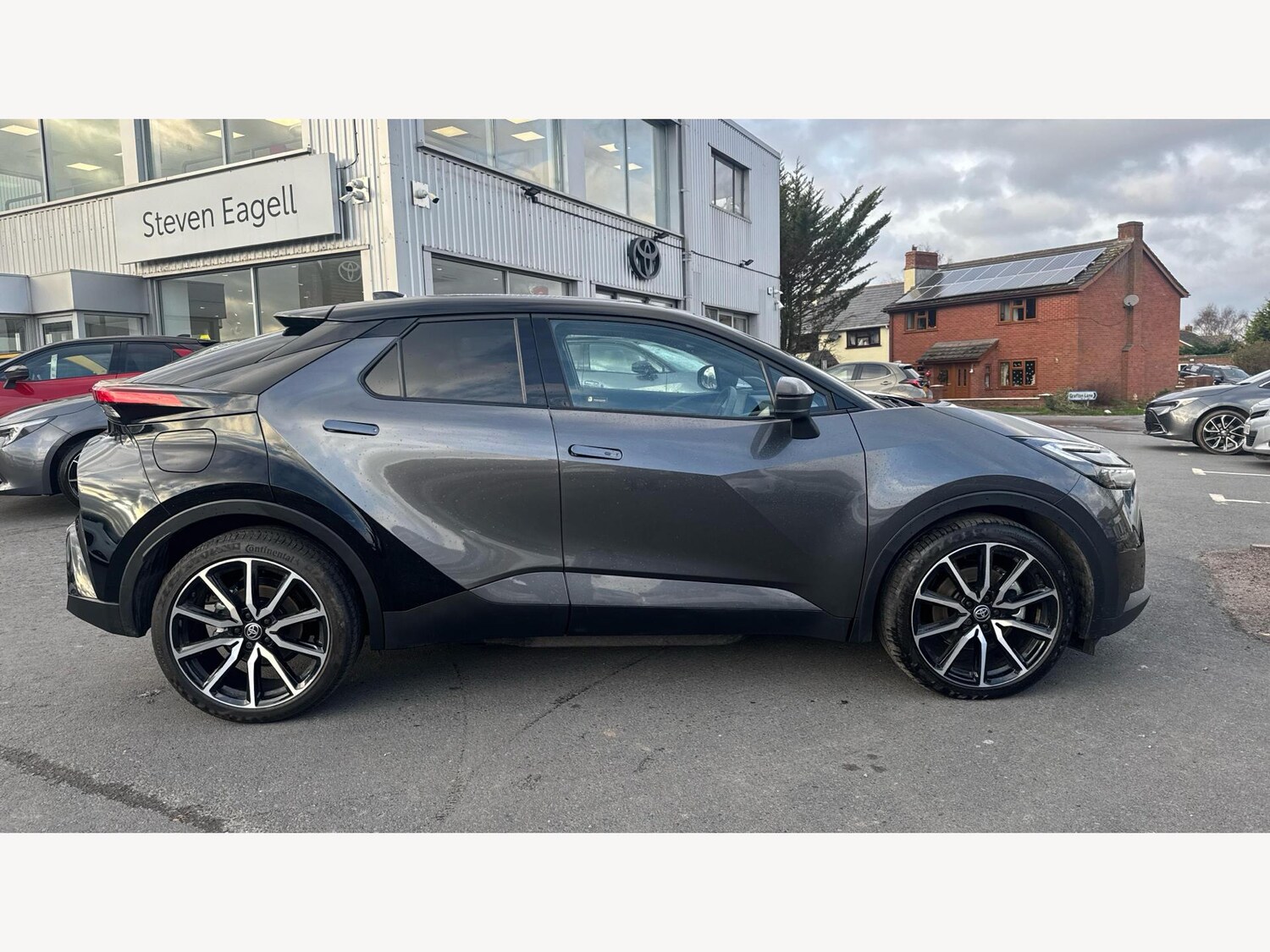 Used Toyota C-HR 2025 for sale - 77439730: Photo 18