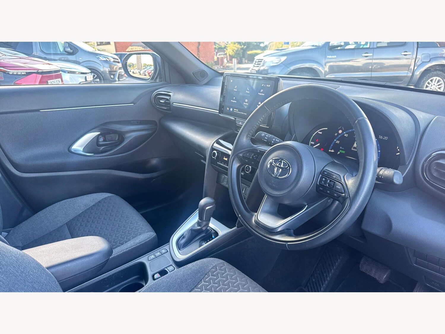 Used Toyota Yaris Cross 2023 for sale - 75719566: Photo 13
