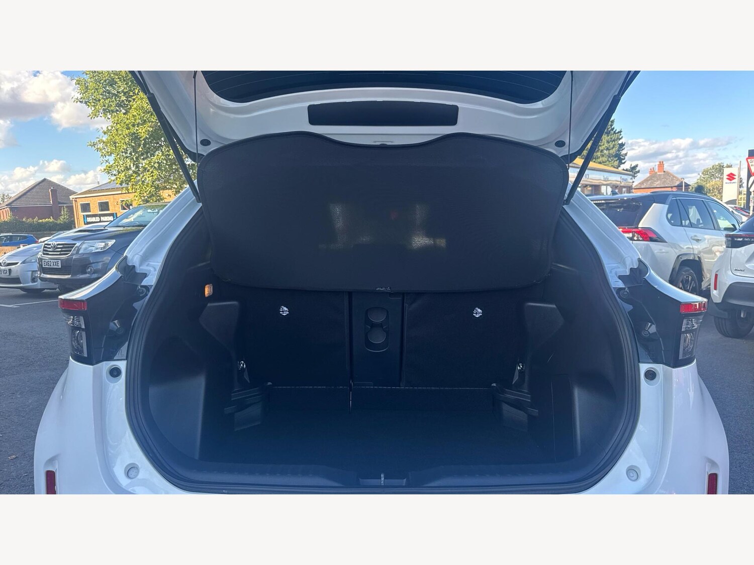 Used Toyota Yaris Cross 2023 for sale - 75719566: Photo 16