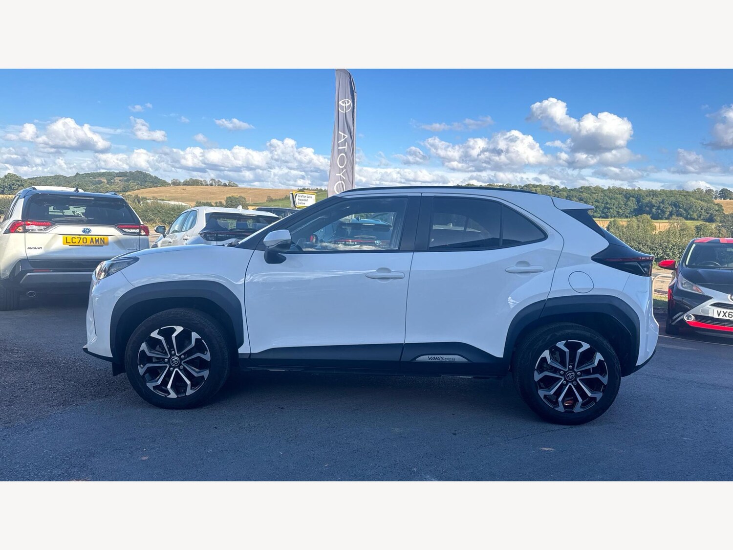 Used Toyota Yaris Cross 2023 for sale - 75719566: Photo 19