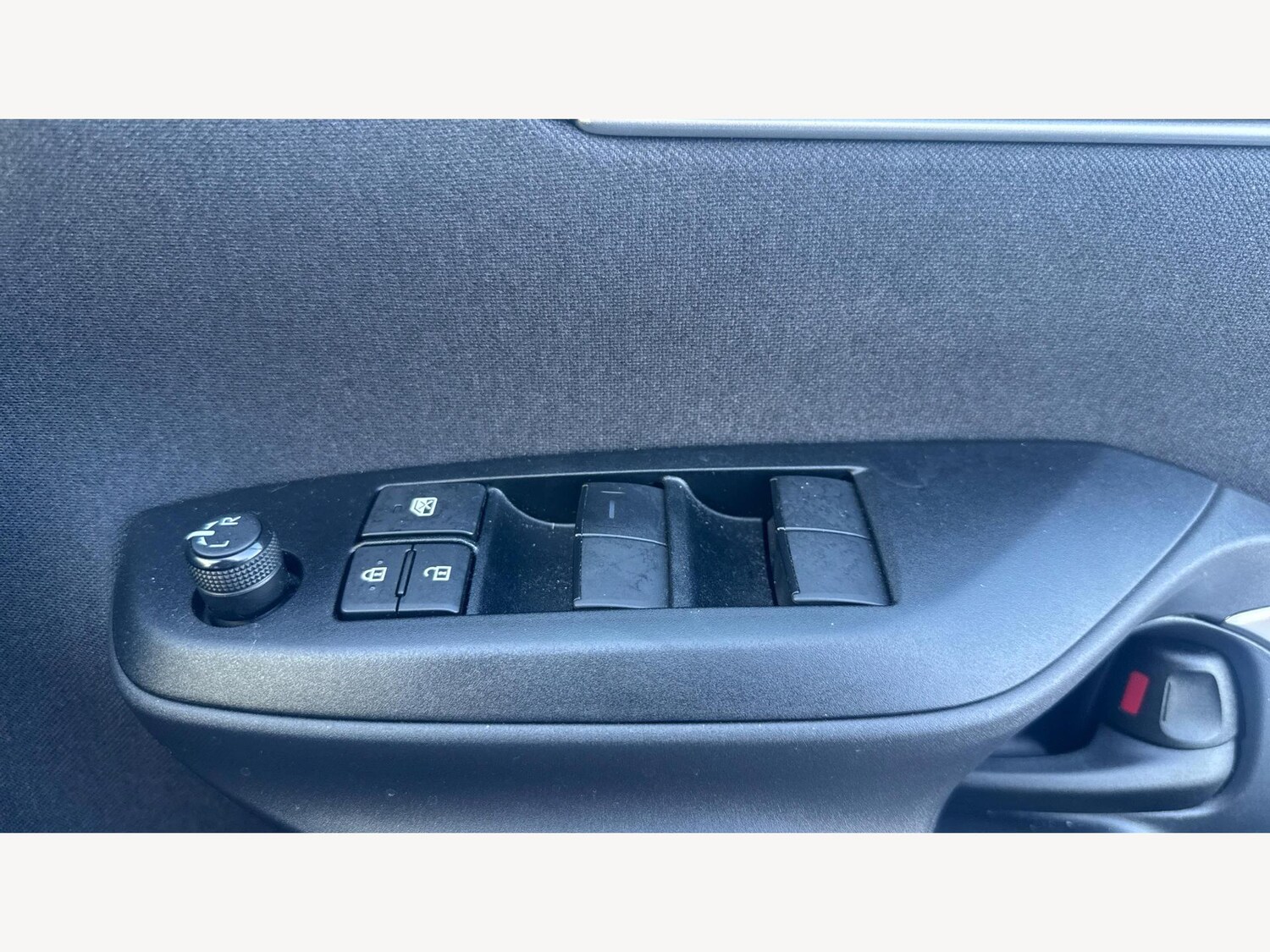 Used Toyota Yaris Cross 2023 for sale - 75719566: Photo 28