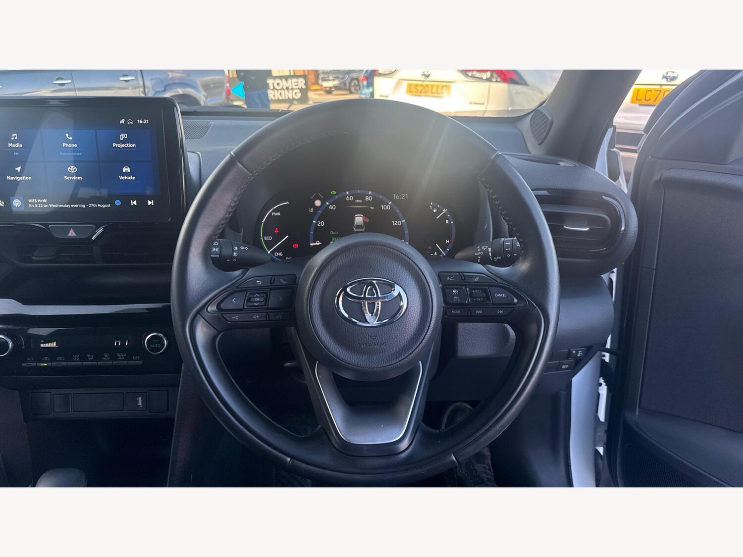 Used Toyota Yaris Cross 2023 for sale - 75719566: Photo 8