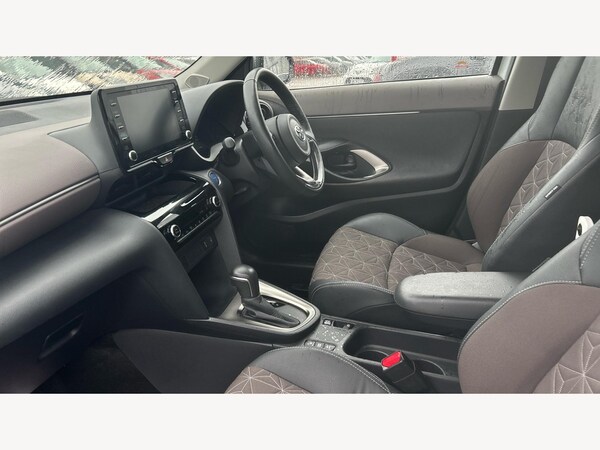 Used Toyota Yaris Cross 2022 for sale - 76199852: Photo 12