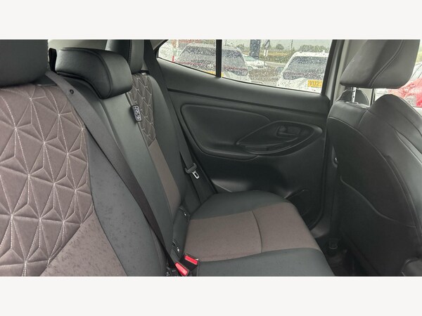 Used Toyota Yaris Cross 2022 for sale - 76199852: Photo 15