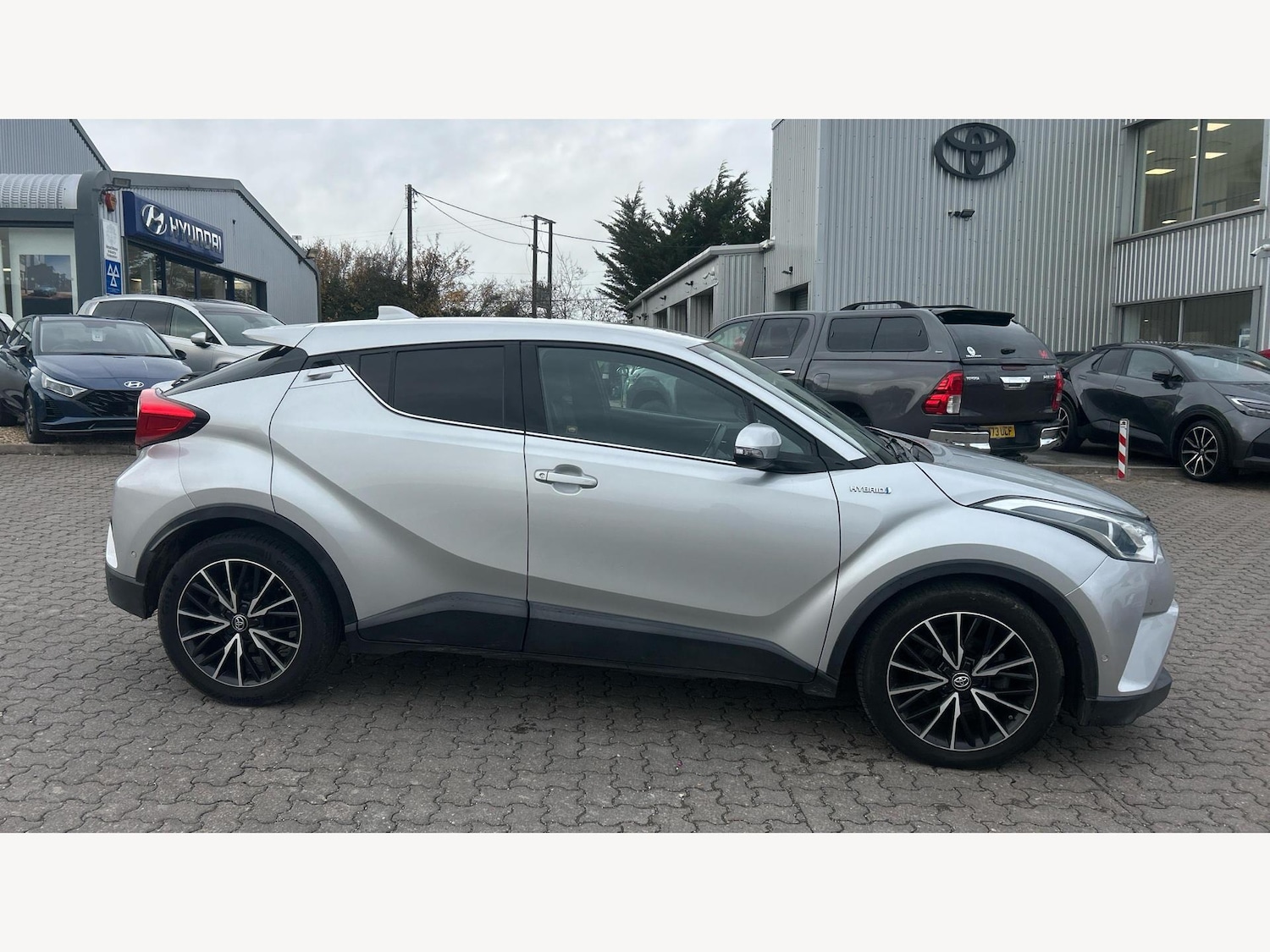 Used Toyota C-HR for sale - 76728297: Photo 18