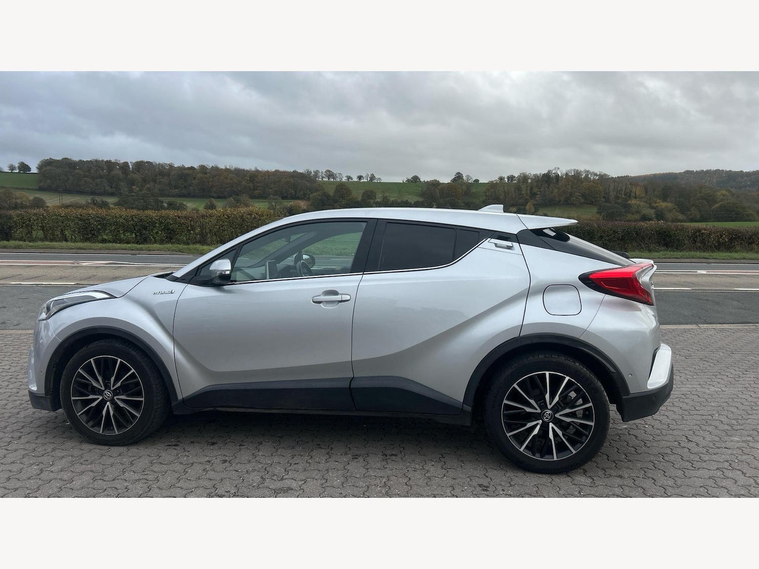 Used Toyota C-HR for sale - 76728297: Photo 19