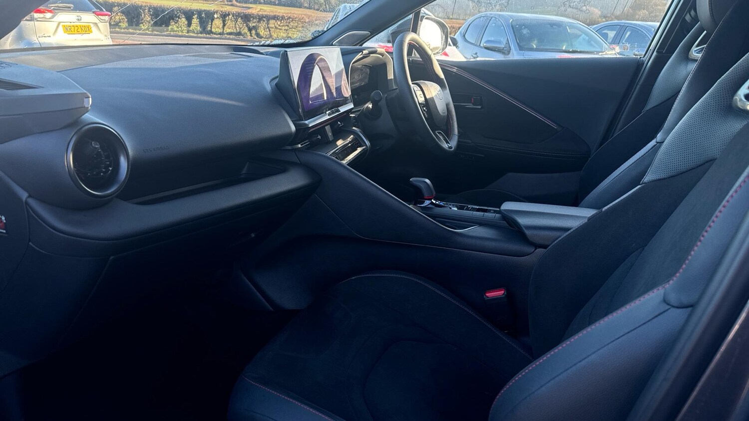 Used Toyota C-HR 2024 for sale - 76246524: Photo 10