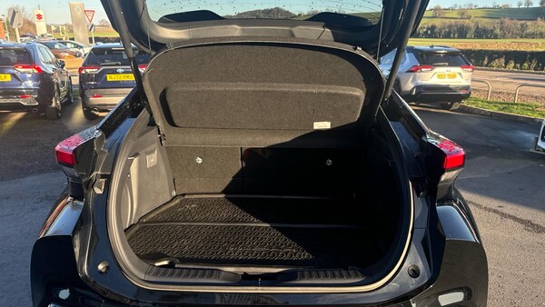 Used Toyota C-HR 2024 for sale - 76246524: Photo 16