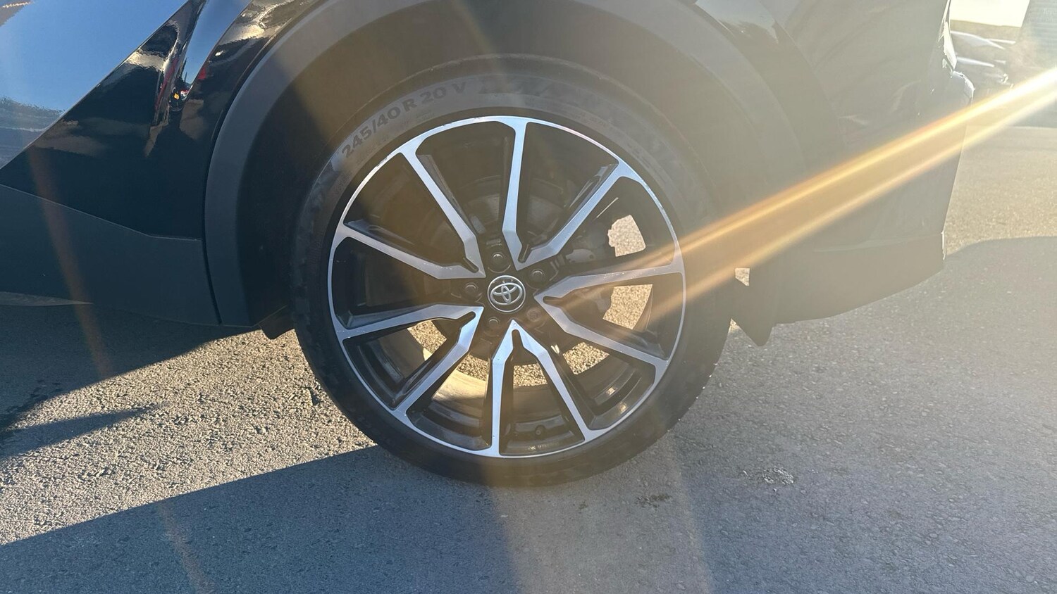 Used Toyota C-HR 2024 for sale - 76246524: Photo 19