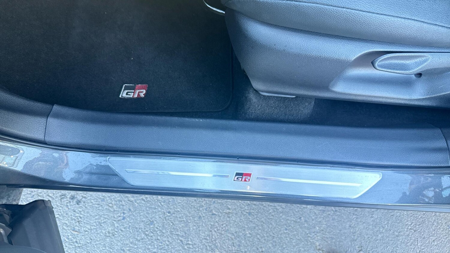 Used Toyota C-HR 2024 for sale - 76246524: Photo 21