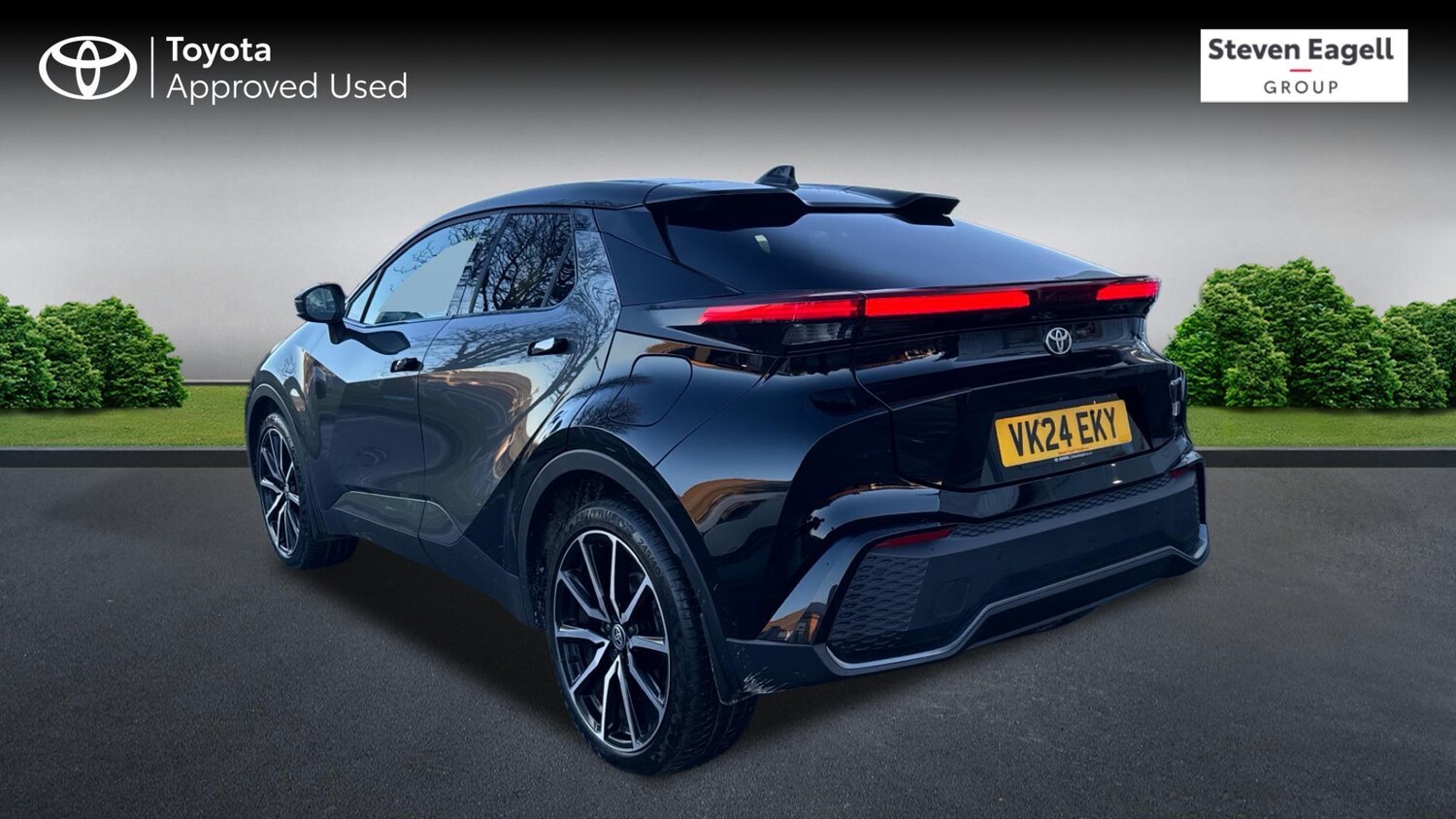 Used Toyota C-HR 2024 for sale - 76246524: Photo 4