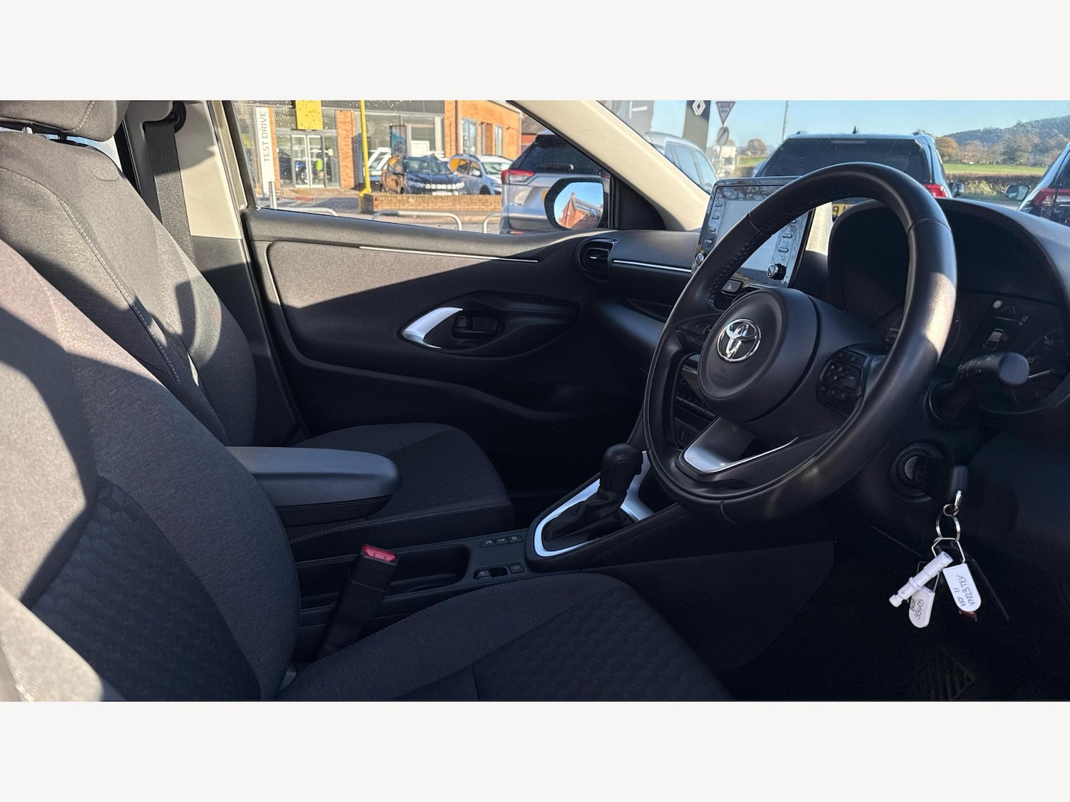 Used Toyota Yaris 2023 for sale - 76832733: Photo 13