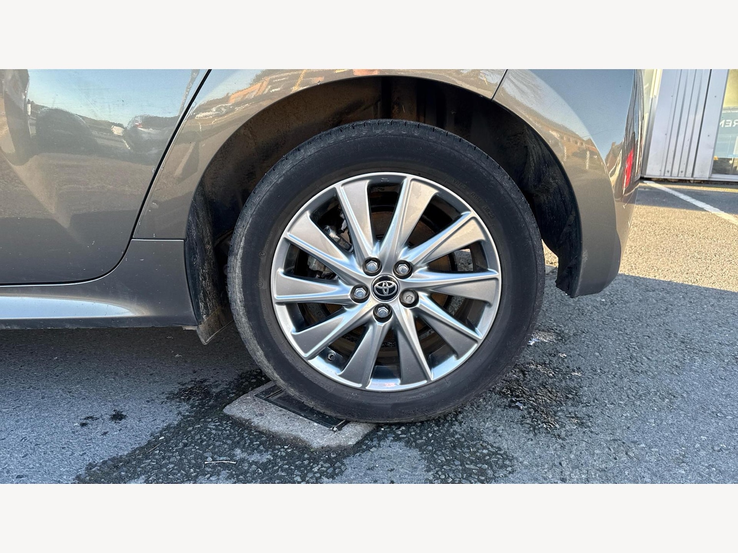 Used Toyota Yaris 2023 for sale - 76832733: Photo 30