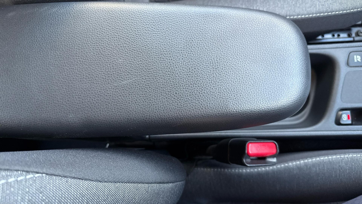 Used Toyota Yaris 2023 for sale - 76832733: Photo 38