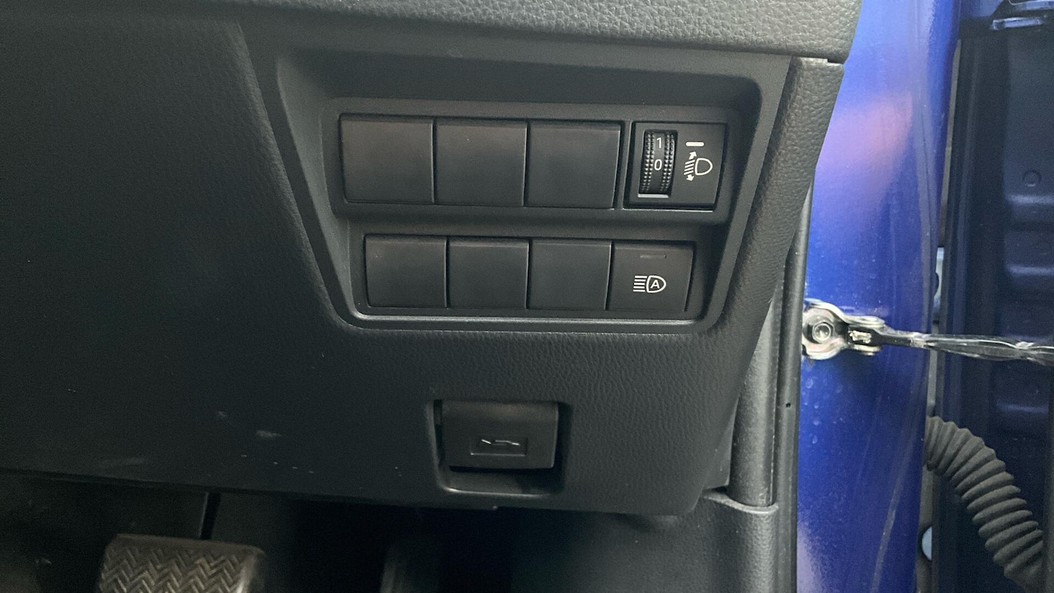 Used Toyota Yaris Cross 2022 for sale - 77396212: Photo 32