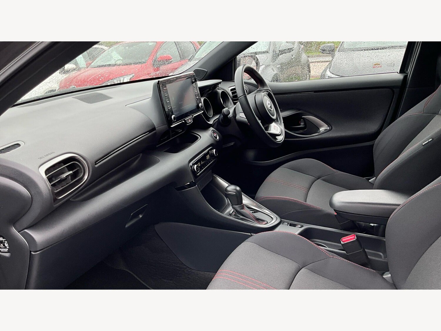 Used Toyota Yaris 2023 for sale - 77940424: Photo 12