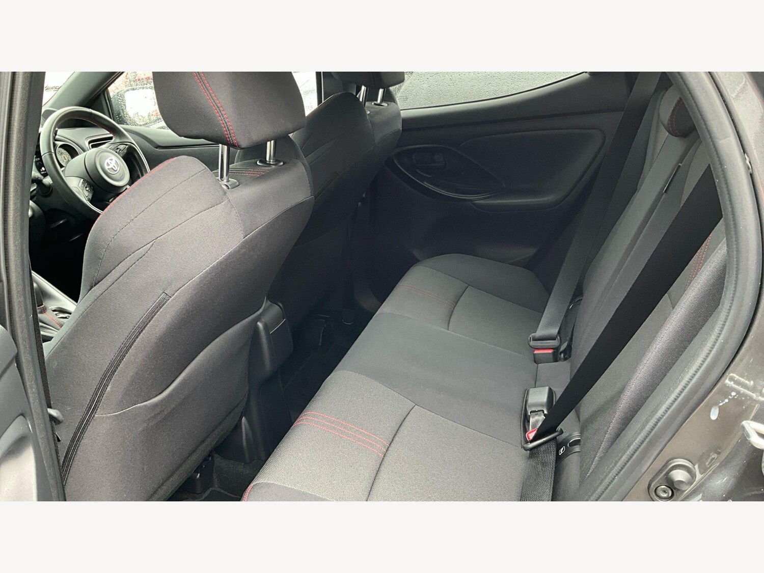 Used Toyota Yaris 2023 for sale - 77940424: Photo 15