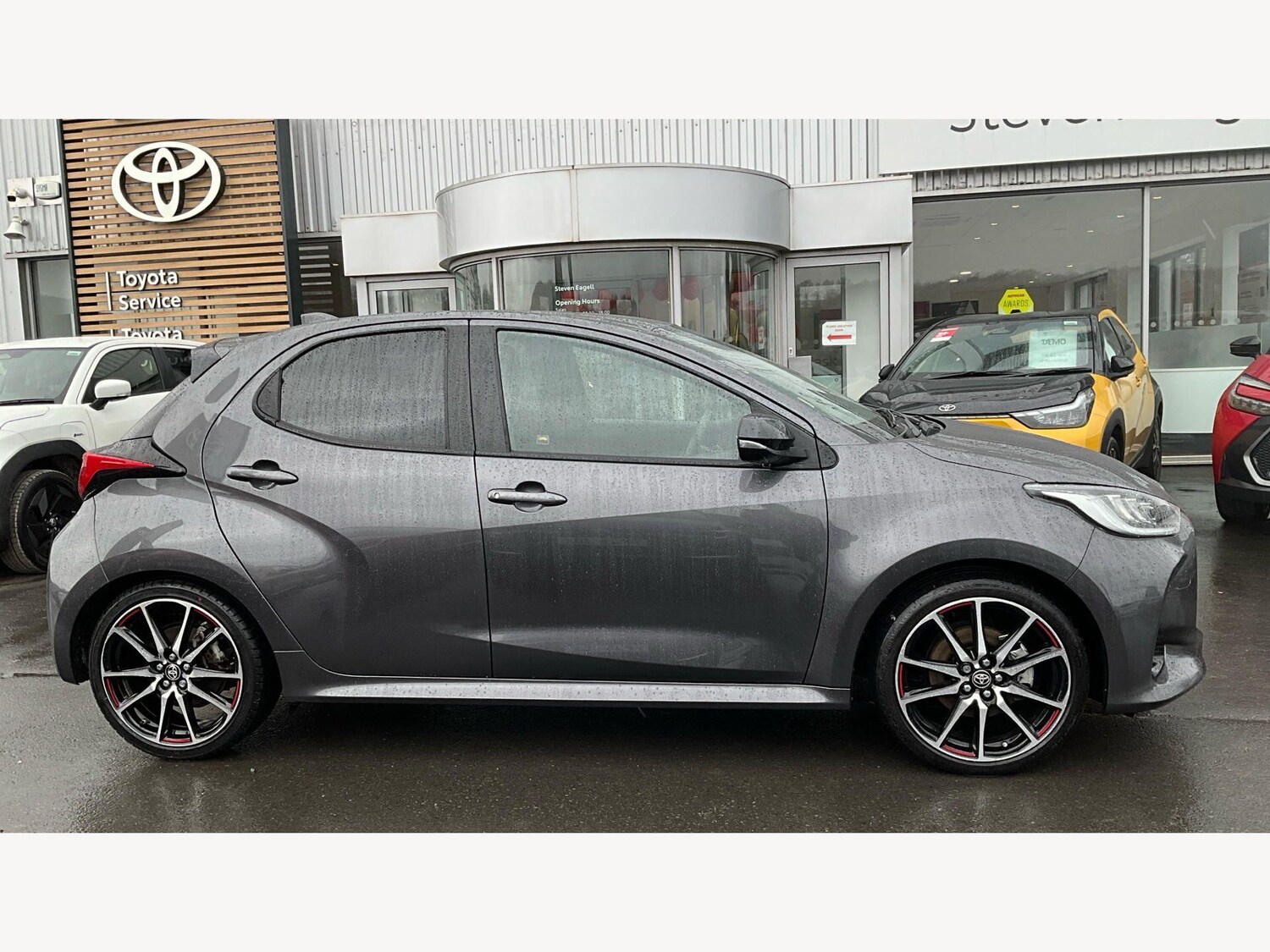 Used Toyota Yaris 2023 for sale - 77940424: Photo 18