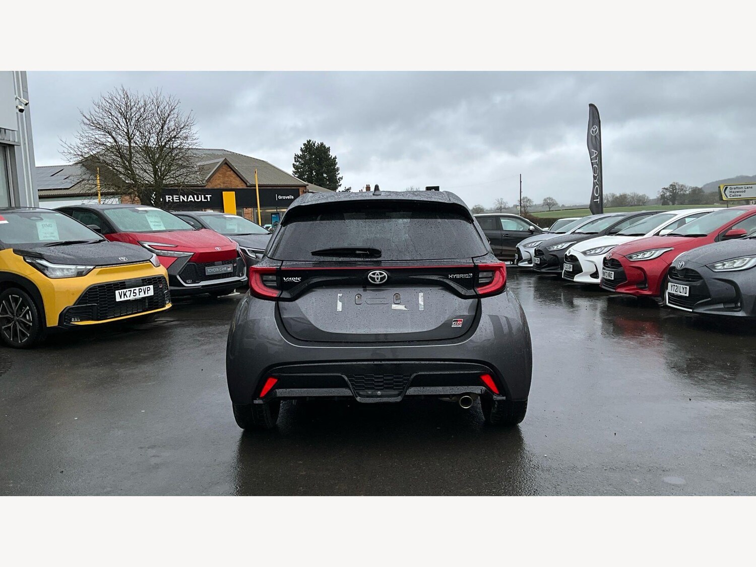 Used Toyota Yaris 2023 for sale - 77940424: Photo 21