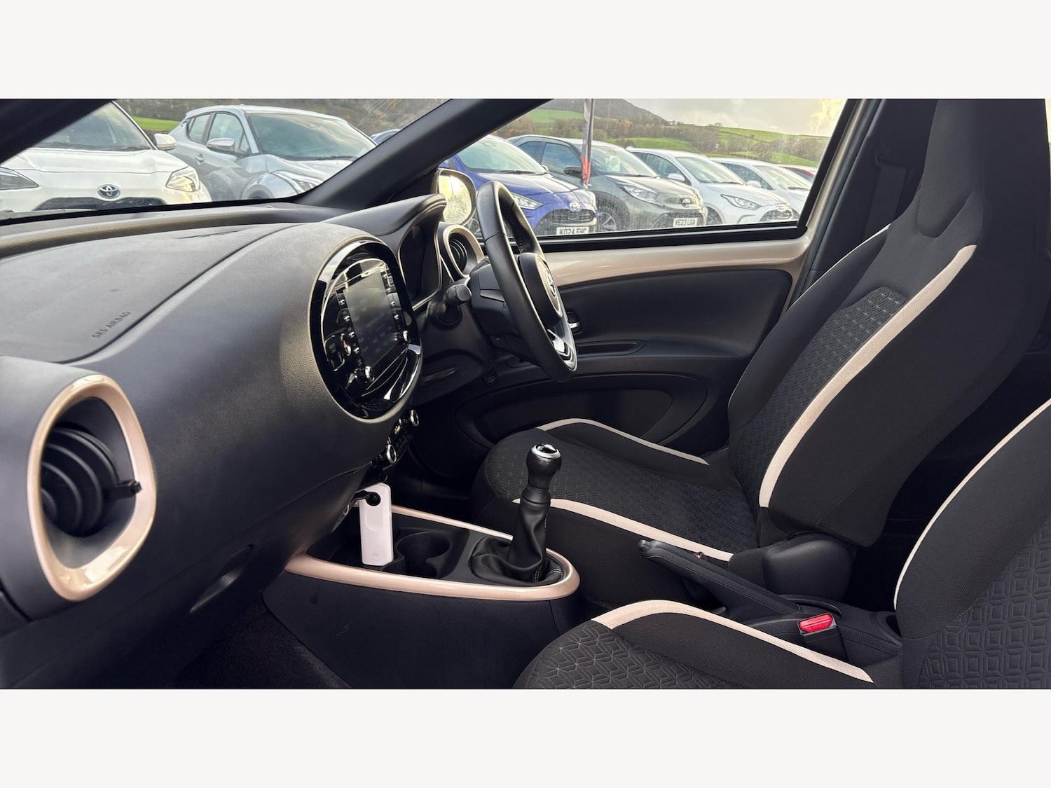 Used Toyota Aygo X 2022 for sale - 77549702: Photo 12