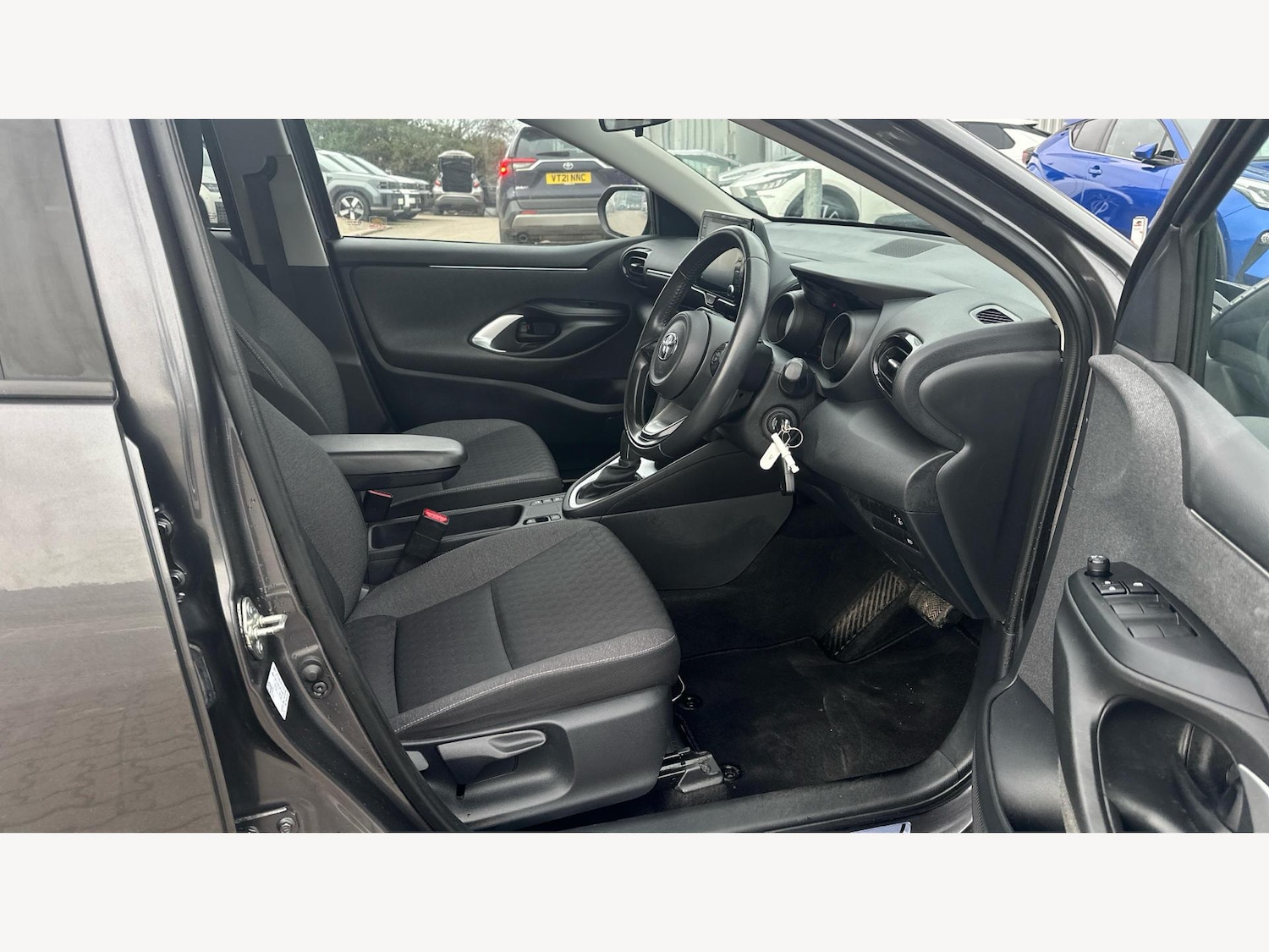 Used Toyota Yaris 2022 for sale - 77599015: Photo 13