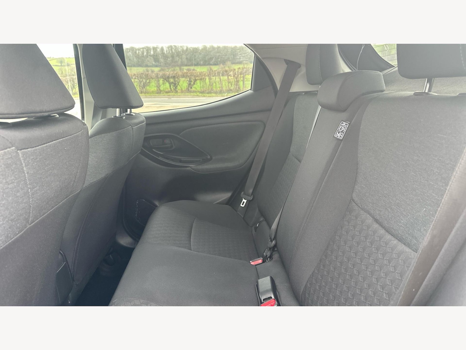 Used Toyota Yaris 2022 for sale - 77599015: Photo 15