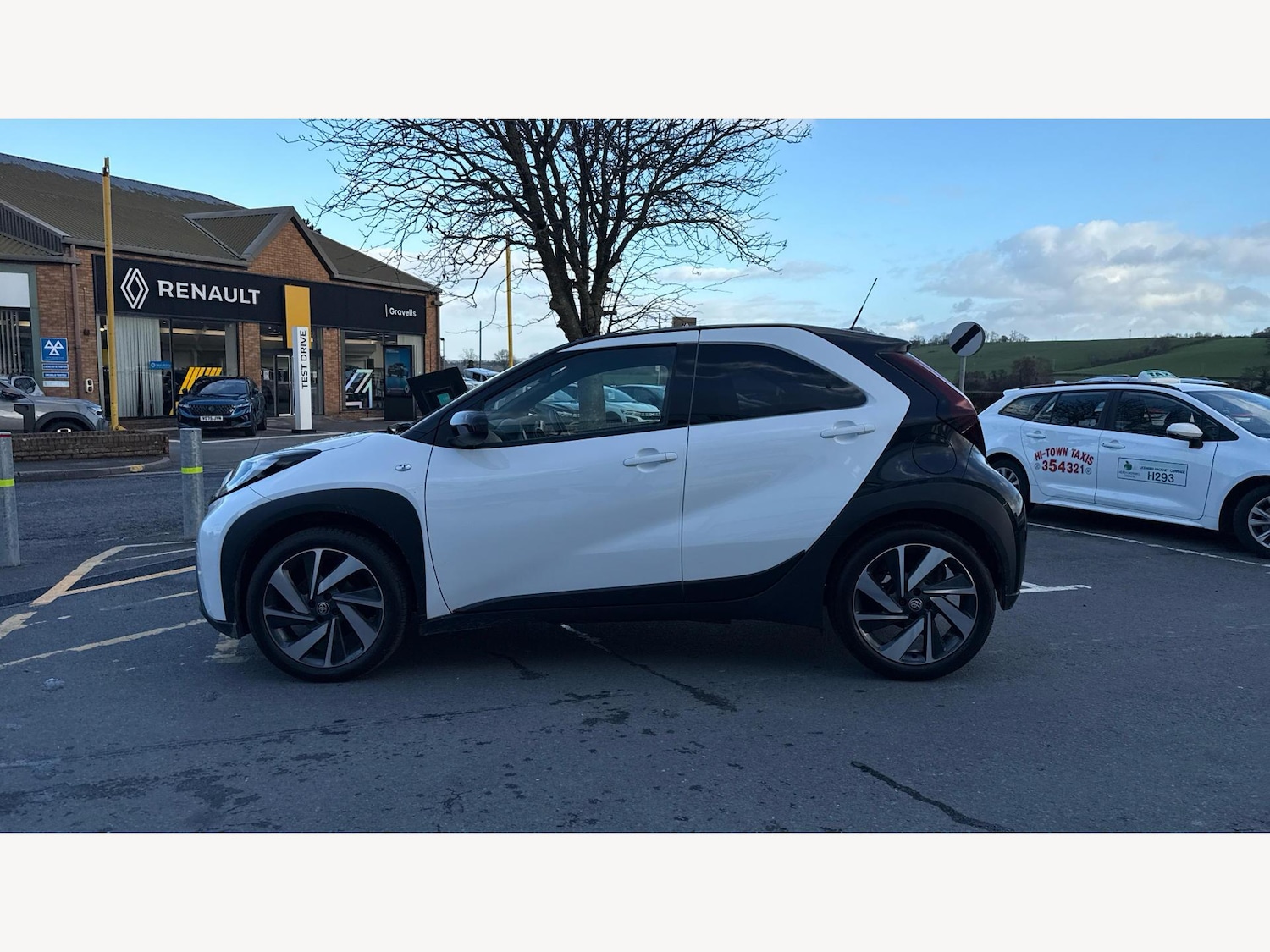 Used Toyota Aygo X for sale - 77242675: Photo 19